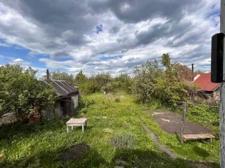 Дом 59,2 кв.м и земельный участок 650 кв.м в Чувашии, Алатырь. Жилое здание, площадь: 59,2кв.м., кадастровый номер: 21:03:010409:119 и земельный участок, площадь: 650кв.м., категория земель: Земли населенных пунктов, разрешенное использование: Обслуживание индивидуального жилого дома, кадастровый…