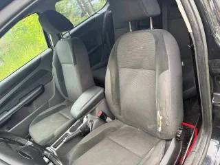Ford Focus 2007, 145 лс, 204989 км, АКПП, VIN: X9F3XXEED37U26039, гос. рег. знак: С552УН33, СТС: 9971763218 от 18.07.2024 г., ПТС: 39УО911004 от 06.09.2022 г., находится в залоге у ПАО "Сбербанк".