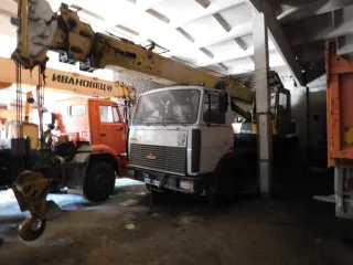 Maz KS 3579 (автокран) 2005 Maz KS 3579 (автокран), 2005 года Maz KS 3579 (автокран), 2005 года Maz KS 3579 (автокран) № М484СМ 54
