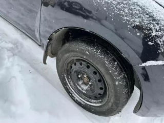 Автомобиль Лифан 215800, 2014 г.в., г/н О572НЕ33, VIN X9W215800E0029949; автомобиль Renault Logan, 2011 г.в., г/н Е906КТ152, VIN X7LLSRBYHBH421816; автомобиль Дэу Нексия, 2008 г.в., г/н А281СЕ150, VIN XWB3K31CD8A000223; автомобиль Skoda Octavia Tour, 2008 г.в., г/н С654ТА33, VIN XW8DX41U98K012741…