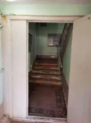 Комната, общей площадью 22,2 кв.м., кадастровый номер: 77:07:0005007:6182
Расположенная по адресу: г. Москва, ул. 2-я Филевская, д.5, крп. 1, кв.32, к 1