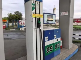 Сооружение автозаправочной станции, кадастровый номер: 56:43:0204012:46, площадью 25,9 кв. м, расположенное по адресу: Оренбургская область, г. Орск, ул. Строителей, д. 35. Вид права: собственность. Земельный участок, кадастровый номер: 56:43:0204012:36, площадью 4552 +/- 24 кв. м, разрешенное…