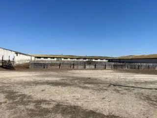 Животноводческий объект 4137 кв.м РД Животноводческий объект, общая площадь 4137 кв. м. кн: 05:04:000000:340, расположенное по адресу: РД, Тарумовский р-он, на территории отгонного животноводства Чародинского района, в границах участка СПК «Гунухский».