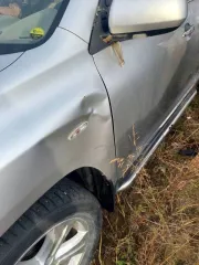 Toyota Highlander 2011 года, VIN: JTEES42A802180566