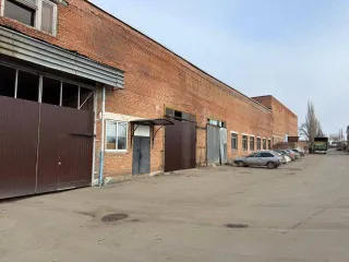 Имущественный комплекс, 8757,6 м², Ростовская область. Имущественный комплекс в Ростовской обл., находящийся по адресу: Ростовская обл., г.Константиновск, ул.Заводская, д.7, включающий нежилые здания: пл.6717,6м2, кад.№61:17:0010112:287; пл.740,7м2, кад.№61:17:0010112:289; пл.401,3м2…