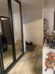 Квартира, 45,2 м², 2 комн., Москва. Недвижимое имущество - жилое помещение–квартира, находящаяся в залоге у АО «TBank», площадью 45,20 кв.м, кадастровый номер:77:05:0011001:5936, расположенное по адресу: г. Москва, ул. Маршала Захарова, д. 17, к.2, кв. 187