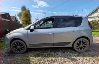 Renault Scenic 2010 года, 106 лс, 220596 км, легковой автомобиль, марка Renault Megane Scenic, VIN VF1JZ0B0643682481, 2010 г.в.