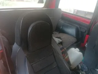 ВАЗ 2121 1990 года выпуска, госномер О288ВС11. Техническое состояние: удовлетворительное; массово механические и коррозийные повреждения, вплоть до сквозной коррозии. Цена: 189000 рублей.