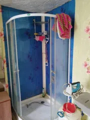 Дом 33,8 кв.м. и земельный участок 3400 кв.м. в Воронежской области, Острогожский район, село Ближняя Полубянка, улица Центральная, д. 15. Назначение здания: жилое. Назначение земельного участка: земли населённых пунктов. Кадастровый номер здания: 36:19:5800003:48. Кадастровый номер земельного…