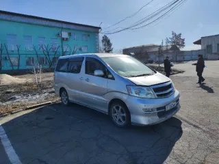 Toyota Alphard 2005 года выпуска, минивен. VIN номер: MNH15-0004021, регистрационный номерной знак О1KG067AAK.