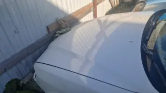 Toyota Chaser 1999 года, государственный номер С381ЕН138, номер кузова JZX1000109991. Разукомплектован моторный отсек и салон, отсутствует передняя оптика и передний бампер. Наличие документов и ключа уточнять. Находится в Красноярске. Пробег: 0 км. Объем двигателя, коробка передач, привод и…