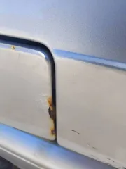 ВАЗ 2114 2011 года, 80.9 л.с., пробег 111111 км. Легковой автомобиль, марка: LADA 211440, модель: LADA SAMARA, VIN: XTA211440C5064004, госномер: О524КТ. Автомобиль на ходу. Не работает замок багажника. Фактическое состояние транспортного средства определяется при осмотре. Все риски, связанные с…