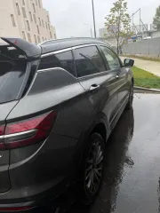 Geely Coolray 2024 автомобиль марки Geely модель Coolray 2024 г.в. VIN-номер Y4K8622Z4RB904589 Подробно с характеристиками имущества, условиями договора о задатке и договора купли-продажи можно ознакомиться у организатора торгов по рабочим дням (с момента начала приёма заявок) с 12.00 до 16.00 ч…