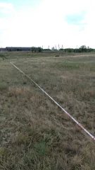 Земельный участок, площадью 999 м², расположенный по адресу: Самарская область, Нефтегорский район, с. Покровка, ул. Луговая, д.7, кадастровый (условный) номер: 63:27:0501001:173. Участок пустой, без строений и коммуникаций.