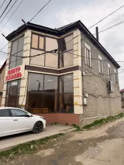 Нежилое здание (Магазин-Кафе) 292,7 кв.м, земельный участок 226 кв.м, Республика Дагестан. Земельный участок 226 кв.м в Республике Дагестан. Нежилое здание (Магазин-Кафе), площадь 292,7 кв.м., Этажей 2, Кадастровый номер 05:41:000148:157 с земельным участком площадью 226+/- 5 кв.м., Категория…