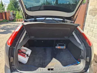 Ford Focus, 2007 автотранспортное средство форд фокус, 2007 г.в., VIN-номер: X9F3XXEED37K64391, номер кузова: X9F3XXEED37K64391, номер шасси: отсутствует. В целом кузов без коррозии, где то сколы, царапины. По обслуживанию в норме, но машина стоит пол года без движения. Была заменена электрика…