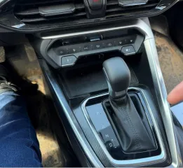 KAIYI E5 2023 Легковой автомобиль KAIYI E5, год выпуска – 2023, VIN – XUUJA2G28P0011617. Легковой автомобиль марка /модель – KAIYI E5, год выпуска – 2023, VIN – XUUJA2G28P0011617 (находится в залоге у АО «ТБанк» - правопреемник ПАО Росбанк. Положение о порядке, сроках и условиях реализации…