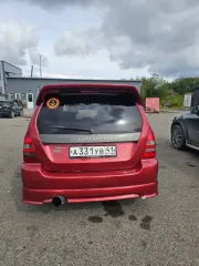 Subaru Forester 2002 года, 220 л.с., пробег 258322 км, полный привод, АКПП. Кузов SG5002107. Недостатки: автомобиль участвовал в ДТП, повреждены правая передняя фара, передний бампер, планка под передней правой фарой, решетка радиатора, возможны скрытые повреждения.