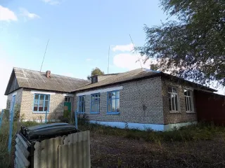 Здание детского сада 264,3 кв.м, здание овощехранилища 23 кв.м, земельный участок 3362 кв.м, Республика Башкортостан. Нежилое здание детского сада, нежилое здание овощехранилища с земельным участком по адресу: Республика Башкортостан, Краснокамский район, с.Шушнур, ул.Молодежная, д.9. Нежилое…