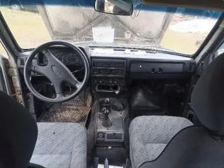 Легковой автомобиль LADA 213100 2011 года. VIN: XTA213100B0128419. Марка, модель: LADA 213100. Категория: B. Год изготовления: 2011. Двигатель: модель 21214, номер 9438914, бензиновый, объем 1690 куб. см, мощность 80,9 л.с. (59,5 кВт). Цвет кузова: светло-серебристый металлик. Экологический класс…