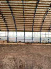 Склад готовой продукции, Кировская область. Временное сооружение склад готовой продукции, расположенное в пределах земельного участка с кадастровым номером 43:19:391501:293. Местоположение: Российская Федерация, Кировская область, Нагорский район, поселок городского типа Нагорск. Состав: Полуферма…