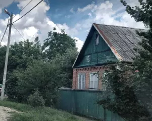 Здание Жилой дом площадь 57,9 кв.м., ½ доли в праве собственности, кадастровый номер: 23:43:0144055:107 
Российская Федерация, Краснодарский край, г. Краснодар, Центральный округ, пр-д, им. Щорса, д. 10