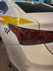 Hyundai Solaris 2017 года, VIN: Z94K241BBJR052997, госномер: Е715ОО790. Двигатель: модель G4LC, номер HD065981, мощность 73.3 кВт (99.6 л.с.), объем 1368 см³. Цвет кузова белый. СТС 9956389647 от 19.05.2023, ПТС 78ОТ248194 от 22.09.2017. Автомобиль находится в залоге у АО «Тбанк».