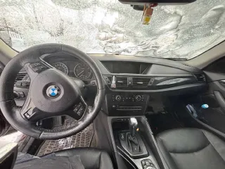 Bmw x1 2009 легковой автомобиль BMW Х1, 2009 года выпуска, VIN: WBAVP51000VK20204. Находится в залоге у ПАО Сбербанк.