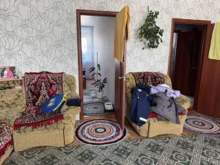 1/3 доли квартиры (48,9 кв.м) и земельного участка (502 кв.м), Челябинская область. 1/3 доля квартиры и 1/3 доля земельного участка в Челябинской обл., еще 1/3 доля квартиры и 1/3 доля земельного участка в Челябинской обл., еще 1/3 доля в праве на жилое помещение, площадь: 48,9 кв.м., кадастровый…