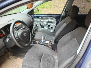 KIA CEED, 2007 года, 115 лс, 272000 км, VIN XWEFF242270000229. Техническое описание со слов собственника: ДВС троит, работает только с присадками, коробка передач требует технического обслуживания, подвеска в критическом состоянии. Более подробное техническое состояние выясняйте самостоятельно в…