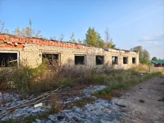 Здание нежилое, площадью 1592,90 кв.м., кадастровый номер 35:25:0202019:30, земельный участок, площадью 40389,00 кв.м., кадастровый номер 35:25:0201063:179, расположенные по адресу: Вологодская область, Вологодский район, с/с Борисовский, д. Филисово, д.10 Здание нежилое, площадью 1592,90 кв.м…