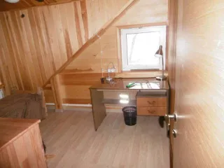 Здания и земельный участок общей площадью 1176 кв.м в Москве. Нежилое здание, кадастровый номер: 77:18:0170804:78, площадью 150,4 кв.м, адрес: г. Москва, поселение Марушкинское, квартал 116, владение 56, стр. 1. Нежилое здание, кадастровый номер: 77:18:0170707:399, этажность 1, площадь 16,6 кв.м…