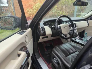 Land Rover Range Rover 2014 года, дизель, 248 л.с., АКПП, полный привод, пробег 197155 км. VIN: SALGA2FFXEA157578.