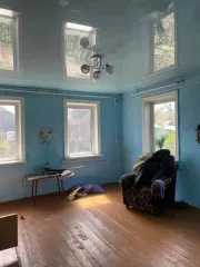 Жилой дом 44.7 кв.м., Амурская область, расположенный по адресу: пер. Песчаный, д. 9. 1975 год постройки; общая площадь –44,7 кв.м., число этажей -1; стены – бревенчатые; перекрытия – деревянные; полы – дощатые, электроснабжение централизованное, отопление печное местное, холодное водоснабжение…