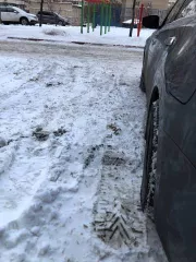 Автомобиль марки NISSAN модель Teana, 2014 г.в. VIN номер Z8NBCAL33ES006052. 1 Подвеска заднего левого колеса –деформировано ,колесо развернуто по горизонту и вертикали 2 Диск колеса задний левый стоит не комплектный 3 Порог левый смещение передней левой части 4 Диск колеса передний левый…