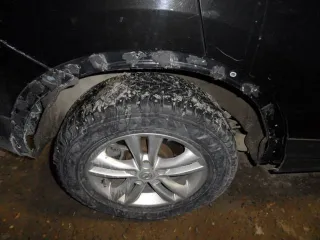 Nissan Qashqai 2014 года, черный цвет, VIN: SJNFBAJ11U1101322, ПТС: 78 УУ 207869, госномер: М048АР186, бензиновый двигатель 2.0 л (144 л. с.), объем 1997 см³, максимальная масса 1890 кг, масса без нагрузки 1447 кг. Совместно нажитое имущество.