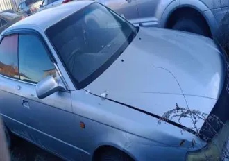 Автомобиль Toyota Vista госномер С309КР19, 1995 года выпуска, серебристого цвета. Автомобиль Toyota Vista госномер Т932КТ19, 1992 года выпуска, серого цвета, номер кузова SV40-0043625. VIN отсутствует. Техническое состояние не проверялось. Повреждения кузова, салона и остекления. Может находиться в…