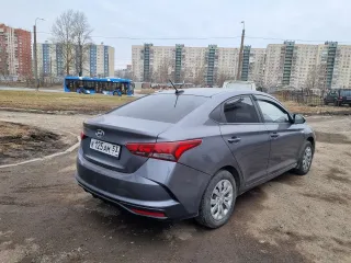 Hyundai Solaris 2021, автомобиль марки Hyundai модель Solaris 2021 г.в., VIN-номер Z94K241CBMR281531, по предварительной записи у организатора торгов, Екатерининская улица, 3/4, Мурино, Всеволожский район, Ленинградская область.