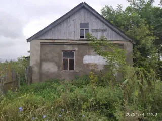 Дом 47,4 кв.м. и участок 618 кв.м. в Тамбовской области, село Красивка, улица Трудовая, дом 37. Здание жилое, одноэтажное, площадью 47,4 кв.м., кадастровый номер: 68:05:0701038:141. Земельный участок категории земли населенных пунктов, разрешенное использование для иных видов, площадь 618 кв.м…