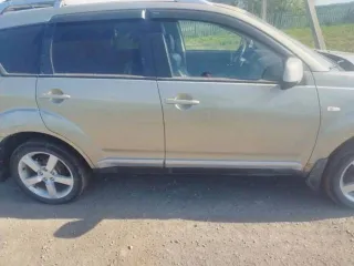 Mitsubishi Outlander 2008, 170 лс, 315588 км, полный привод, АКПП; МИЦУБИСИ ОУТЛАНДЕР 2.4, 2008 года выпуска, VIN JMBXTCW5W8Z012583.
