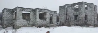 Земельный участок 1000 кв. м, с. Софьино, Московская область; местоположение установлено относительно ориентира, расположенного за пределами участка, ориентир: дом 106с, участок находится примерно в 100 м, по направлению на северо-запад от ориентира, почтовый адрес ориентира: с. п. Софьинское, с…