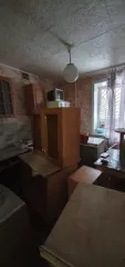 Квартира, площадью 35,2 кв.м., этаж 1, адрес: Иркутская область, г. Братск, жилрайон. Энергетик, ул. Приморская, д. 10а, кв. 83, кадастровый номер 38:34:021501:1742 (доля 1/2)