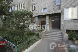 Двухкомнатная квартира 51.7 кв.м, расположенная на первом этаже жилого дома по адресу: Тюменская область, г. Тюмень, ул. Тимуровцев, д. 32, кв. 27. Кадастровый номер 72:23:0104002:1827. С имуществом можно ознакомиться с момента публикации сообщения о торгах и до окончания периода приема заявок по…