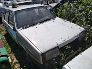 Автомобиль ВАЗ 2109 1989 года выпуска, государственный регистрационный номер В857УМ23, VIN XTA210900K0552598, пробег 416825 км. Кузов имеет очаги глубокой и сквозной коррозии пола, боковин, дверей, рамы ветрового окна, деталей оперения, следы ремонта деталей кузова, повреждения лакокрасочного…