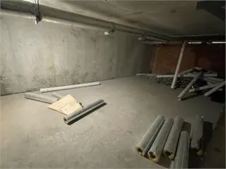 Нежилые помещения (кладовые) по адресу: Санкт-Петербург, Московское ш., д. 26, корп. 2, стр. 1: №32-Н, кад. №78:14:0007685:5569, площадь 12,2 кв.м.; №33-Н, кад. №78:14:0007685:5570, площадь 7,5 кв.м.; №34-Н, кад. №78:14:0007685:5571, площадь 5,3 кв.м.; №35-Н, кад. №78:14:0007685:5572, площадь 5…