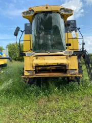 Комбайн CS 540 2006, г/н АТ 0946, год выпуска 2006г, цвет желтый; комбайн CS 540, г/н АТ 0946
