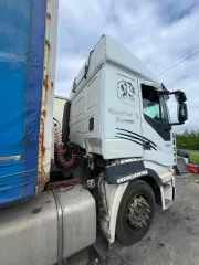 Iveco Stralis 2004, Krone SD tent 2008 Тягач IVECO Stralis SM1V4832A, 2004 года; Полуприцеп Krone SD ТЕНТОВАННЫЙ, 2008 года - Тягач IVECO Stralis SM1V4832A; VIN: WJMM1VUJ00C137402; 2004 г.в.; гос.номер: Е586ХТ10 - Полуприцеп Krone SD ТЕНТОВАННЫЙ; VIN: WKESD000000387812; 2008г.в.; гос.номер: АО506710