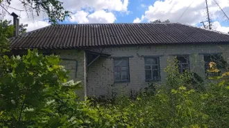 Жилой дом (индивидуальный жилой дом),  КН 48:06:1020106:12, 1964 года постройки, площадью 59,6 кв. м,  расположенный на земельном участке, КН 48:06:1020106:1, площадью 3 815 кв. м,  местоположение: Липецкая область, Долгоруковский округ, с.Большая Боевка, ул.Школьная, д.18 местоположение: Липецкая…