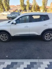 Chery Tiggo 4 Pro 2024 года, 113 лс, 59 675 км, АКПП. Легковой автомобиль, CHERY, TIGGO4 PRO, 2024, LVVDB21BXRD123887 Техническое состояние транспортного средства: удовлетворительное, на ходу. Имеется вмятина на правом переднем крыле. Трещины на лобовом стекле, небольшая вмятина справа на капоте…