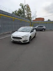 Ford Focus 2017 года выпуска, VIN Z6F5XXEEC5HK41431. Ознакомление с имуществом производится в рабочее время по предварительному согласованию с финансовым управляющим по телефону: +7 (961) 860-00-00 в Кемеровской области, г. Кемерово, пр-кт Советский 2/5.